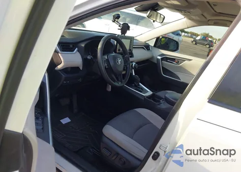 2020 Toyota Rav4 Xle z USA, uszkodzony, nr VIN JTMW1RFV2LD058980